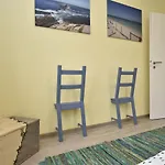 Hideaway For 3 Guests Appartamento Rerik