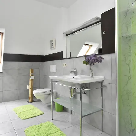 Apartman Hideaway For 3 Guests