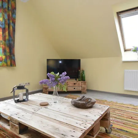 Hideaway For 3 Guests